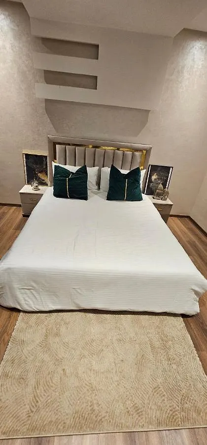 Family Apartment With Swimming Pool Air Conditionning And Elevator Marrakesh 0*,  Morocco