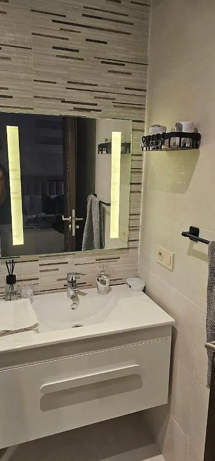 Family Apartment With Swimming Pool Air Conditionning And Elevator Marrakesh