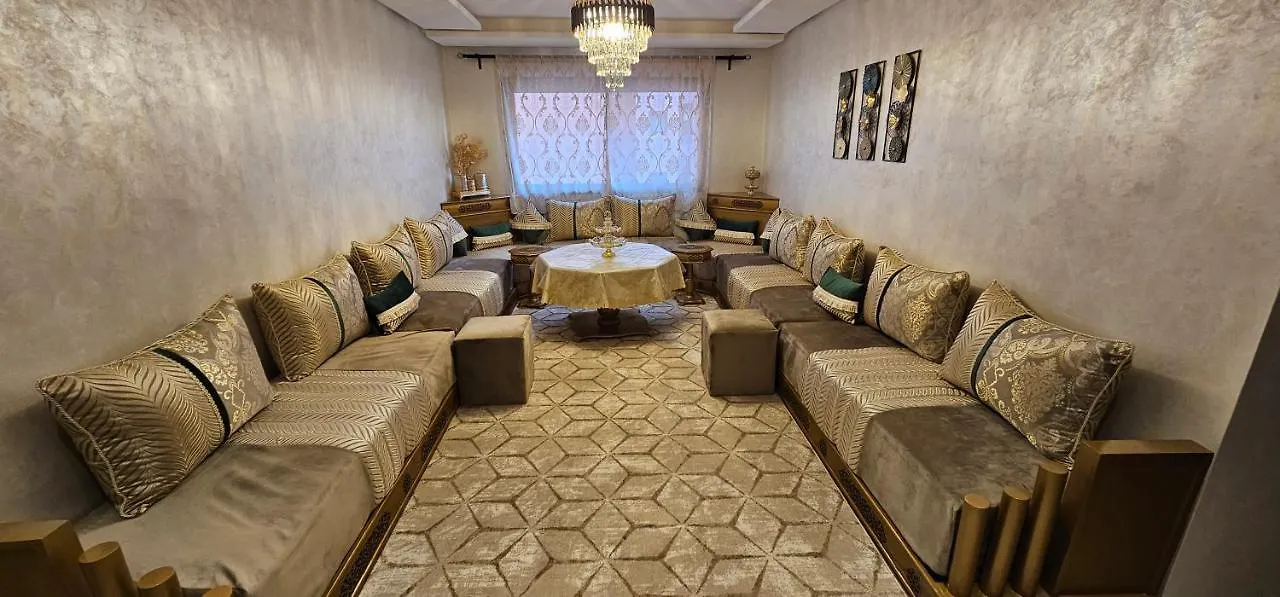 Family Apartment With Swimming Pool Air Conditionning And Elevator location