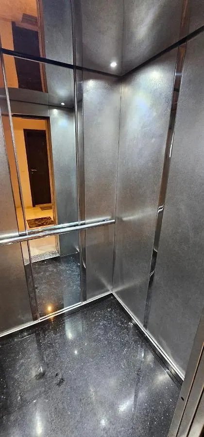 Family Apartment With Swimming Pool Air Conditionning And Elevator Marrakesh Morocco